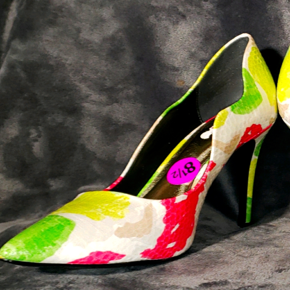 Snakeskin florescent & white low heel pumps